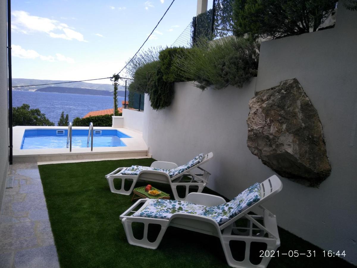 Private Pool And Sea View Apartment Omiš Екстериор снимка