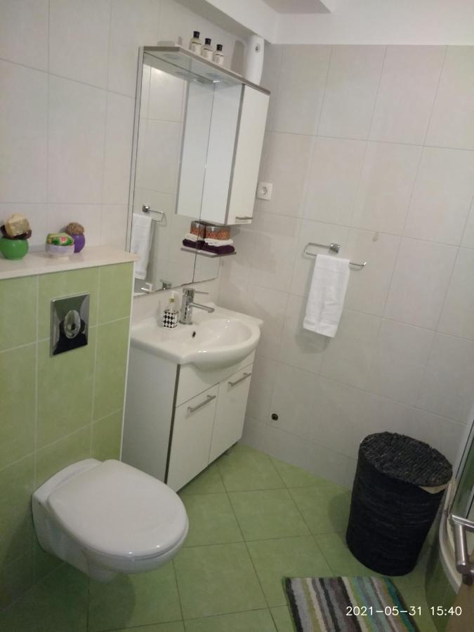 Private Pool And Sea View Apartment Omiš Екстериор снимка